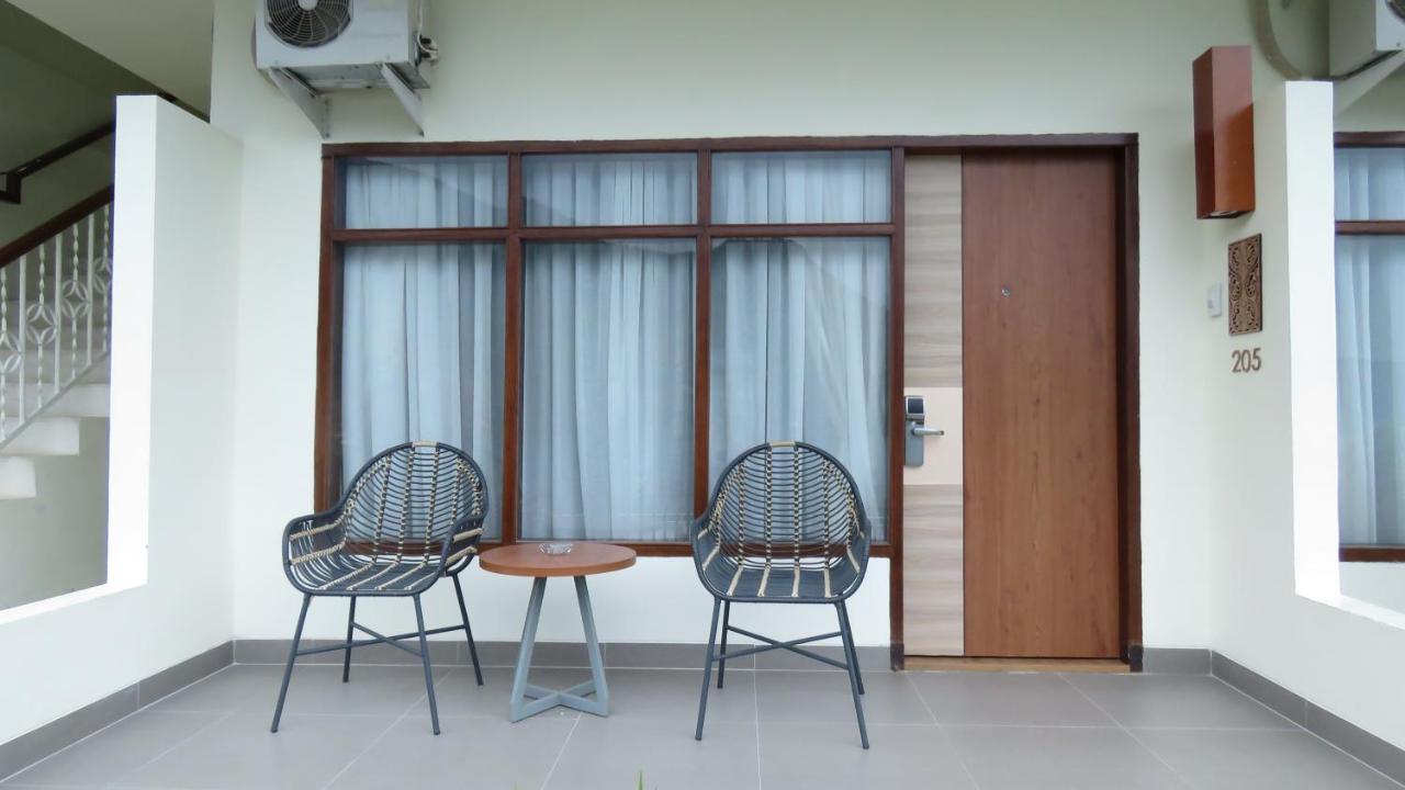 Khas Parapat Extérieur photo