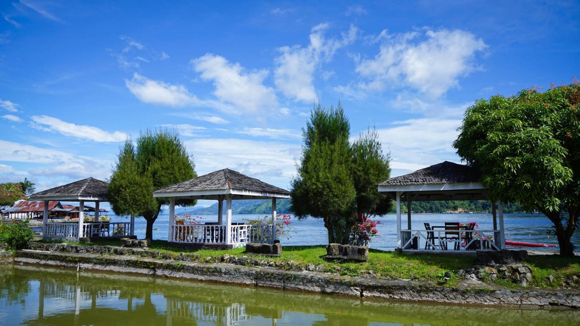 Khas Parapat Extérieur photo